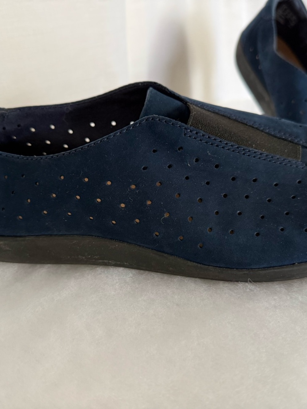Clarks Navy Suede Perforated Slip-On Loafers - Picture 2 of 4